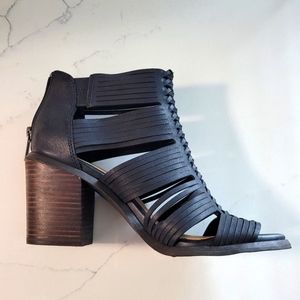 Lucky Brand heels